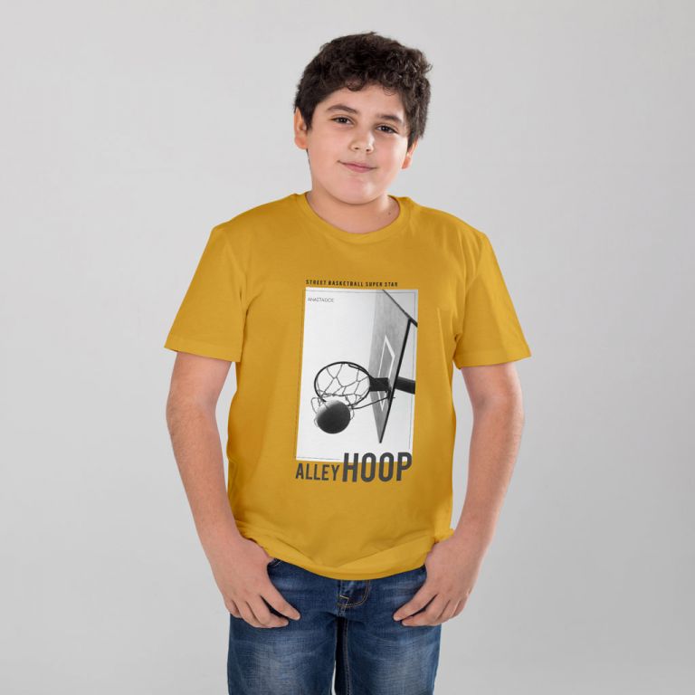 MODEL-t-shirt-personalized-4371