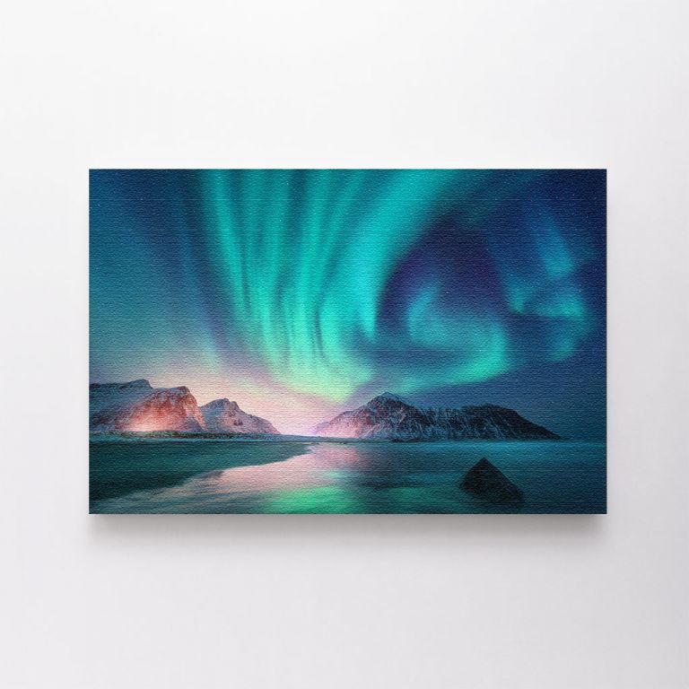 clean-landscape__canvas-01523-aurora-borealis-over-sea-snowy-mountains