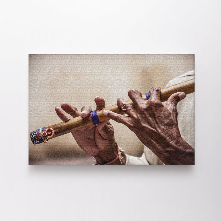 clean-landscape__canvas-02503-a-man-playing-a-flute