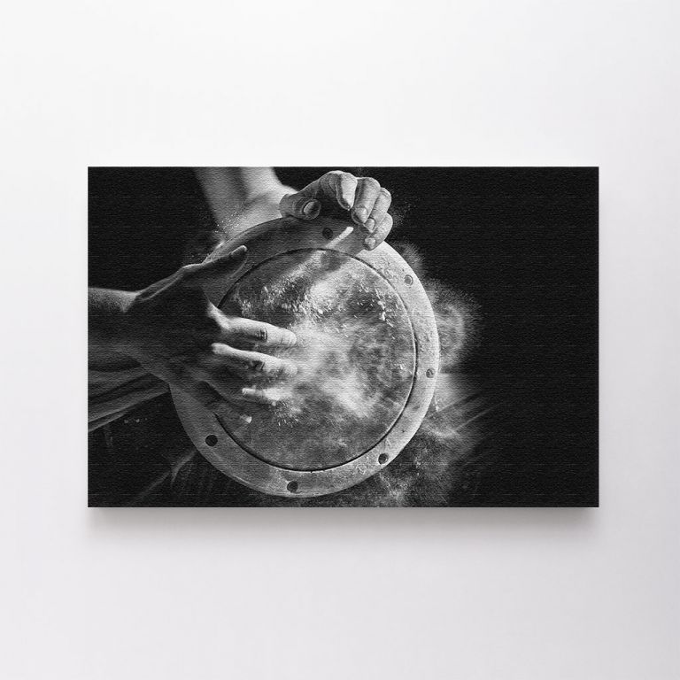 clean-landscape__canvas-02516-black-and-white-photo-of-hand-drum