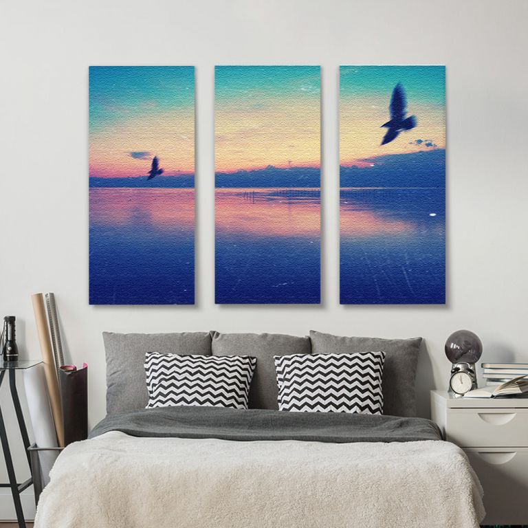 pinakas-se-kamva-orizontios-krevatokamara-o-03521-birds-flying-over-silent-sea-abstract