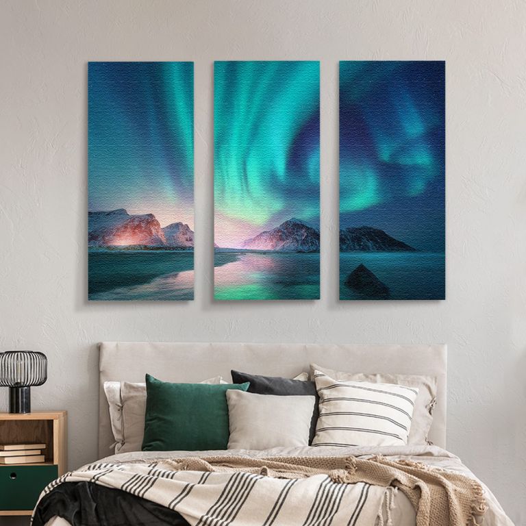 pinakas-se-kamva-orizontios-krevatokamara-r-01523-aurora-borealis-over-sea-snowy-mountains