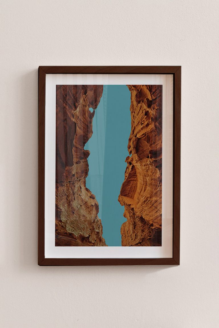 myikona-poster-frame-color-walnut_-01032.jpg