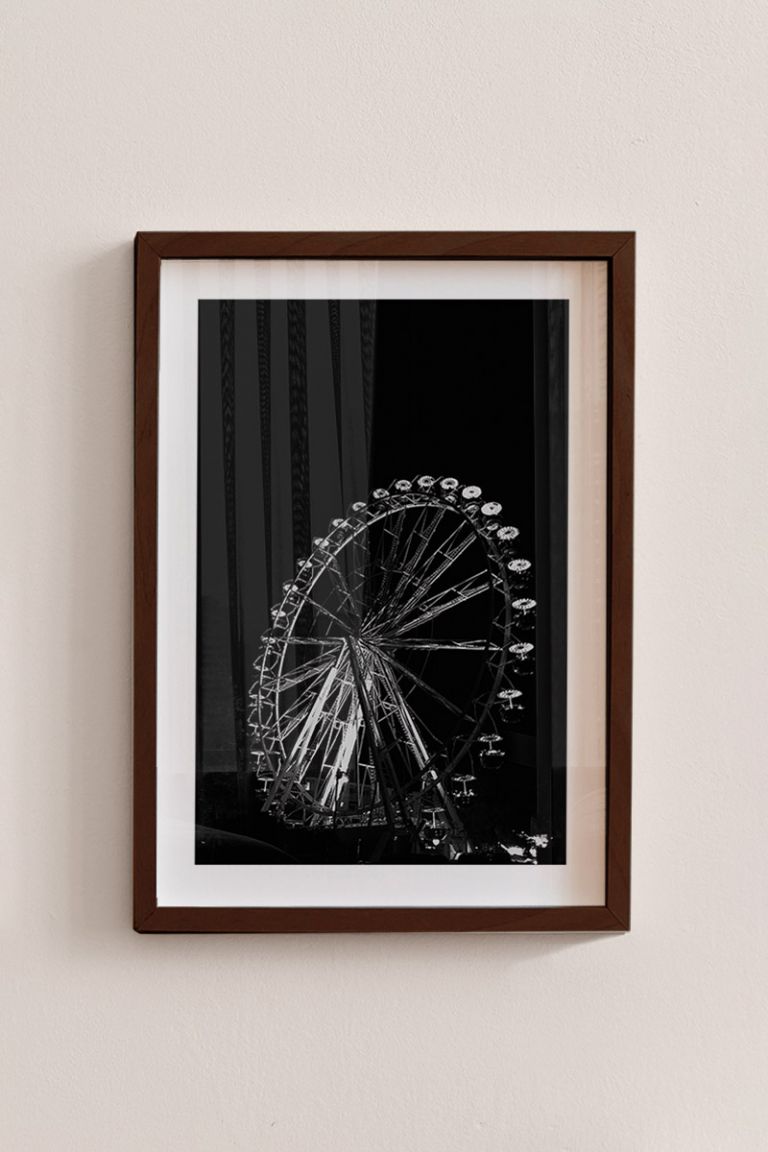 myikona-poster-frame-color-walnut_-01201.jpg