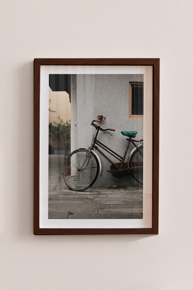 myikona-poster-frame-color-walnut_-01277.jpg