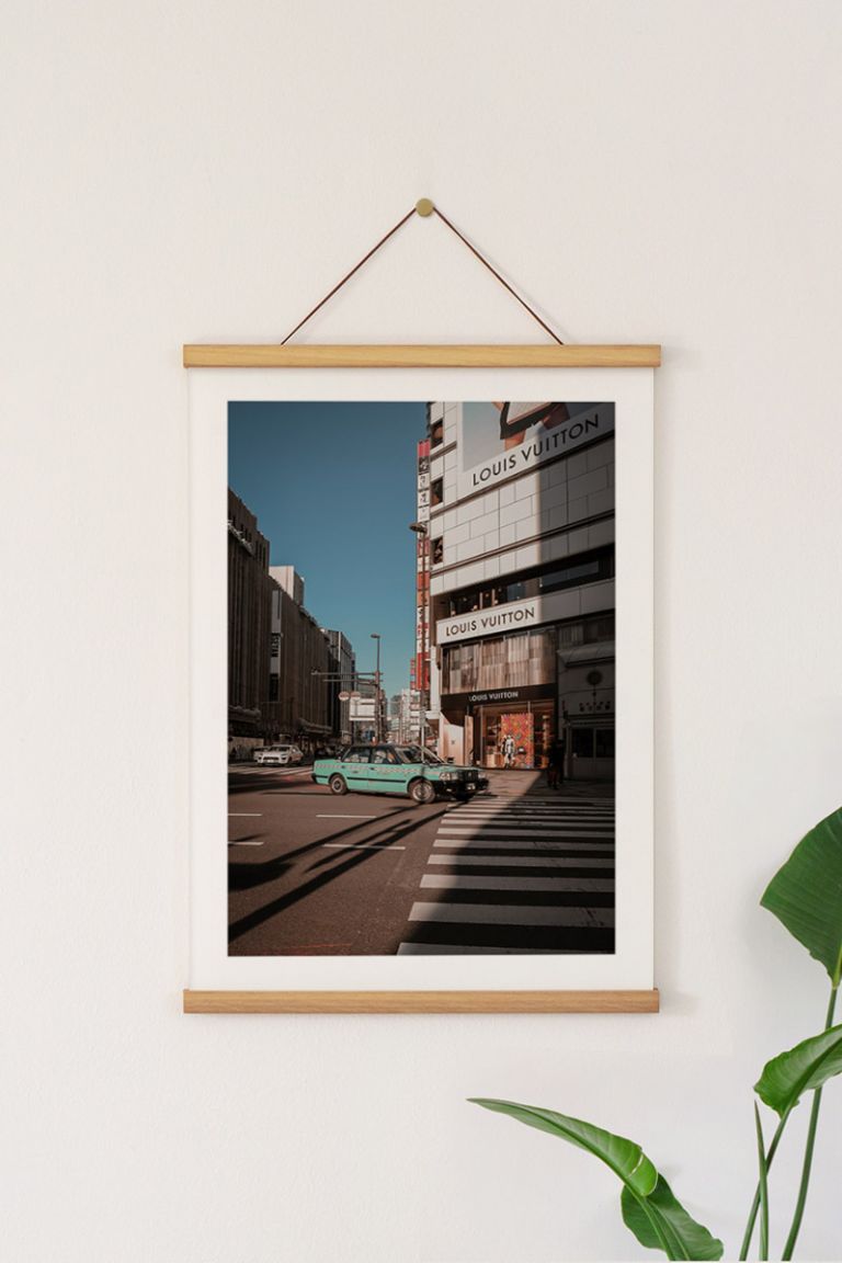 myikona-poster-type-with-hanger_-00870.jpg