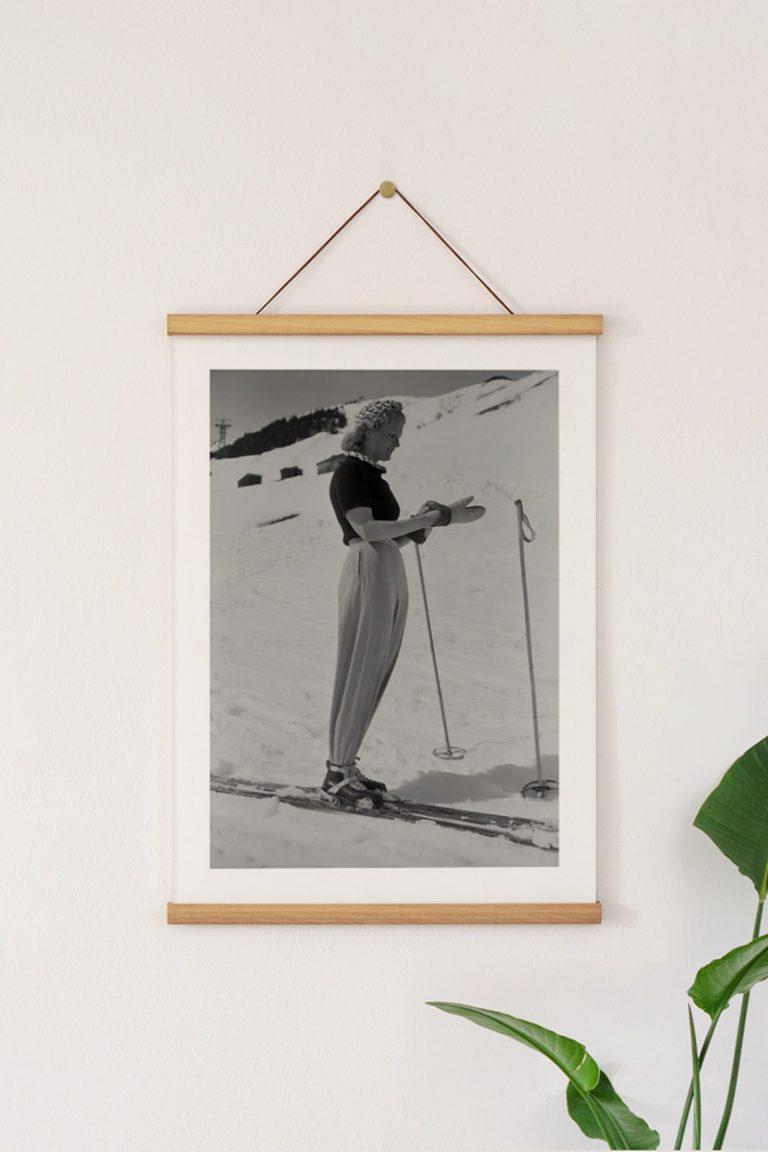 myikona-poster-type-with-hanger_-01211.jpg