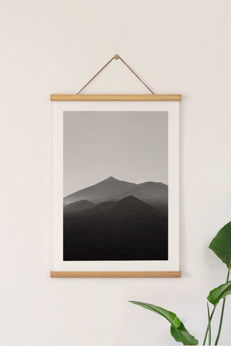 myikona-poster-type-with-hanger_-01216.jpg