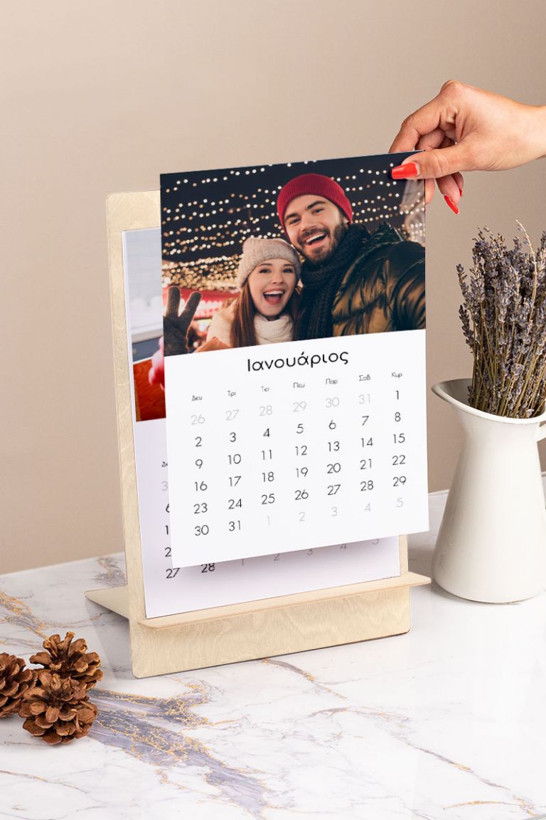 wooden-calendar-plexi-big-portrait-white-c-p2-white