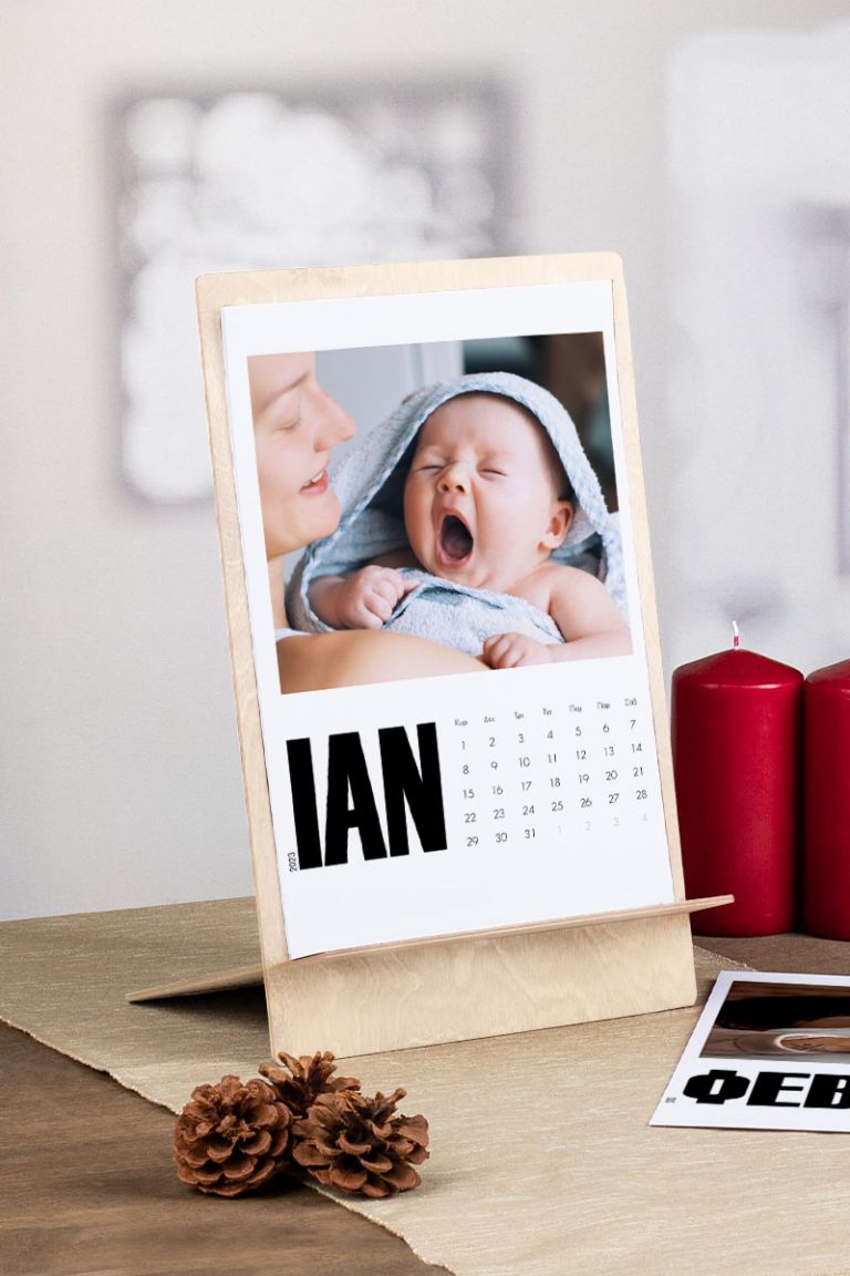 wooden-calendar-plexi-big-portrait-white-e-p3-white