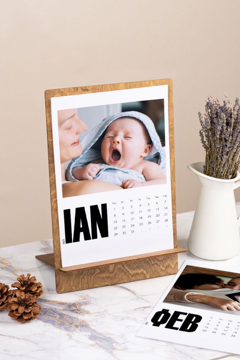 wooden-calendar-plexi-big-shelf-portrait-b-p3-dark