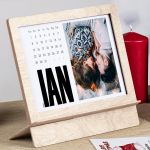 wooden-calendar-plexi-frame-e-white-f-0003