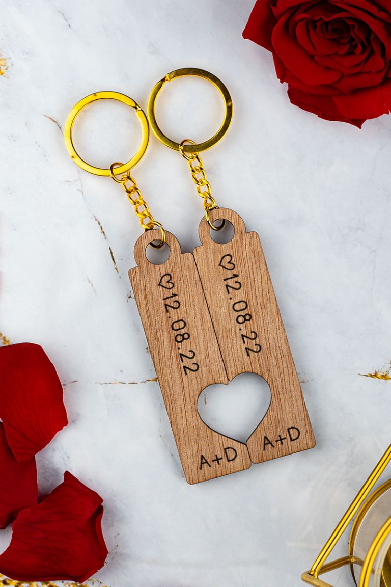 wooden-keychan-valentines-date-d-date