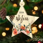 myikona-christmas-2023-stolidi-me-onoma-gold-star-a-flowerish